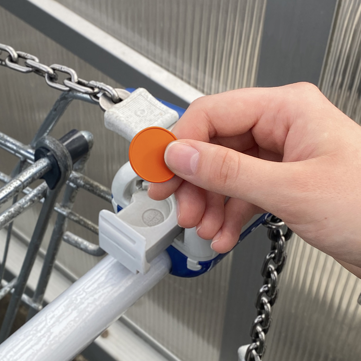 Chiphalter mit 1€-Chip "Zahn" als Werbeartikel mit Logo bedrucken